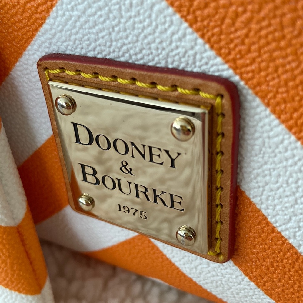 Dooney & Bourke Orange Chevron Tote & Zipper Pouch - Picture 2 of 7